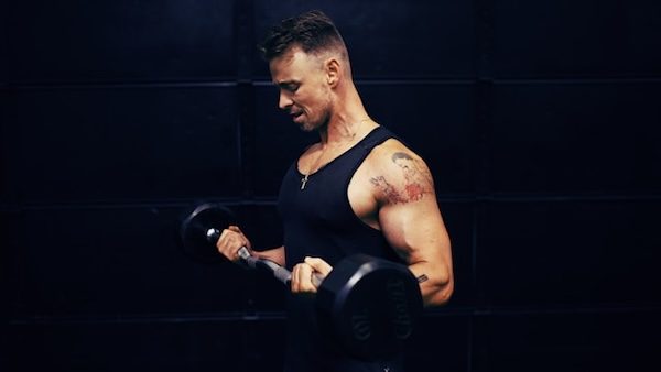 athlete lifting weights